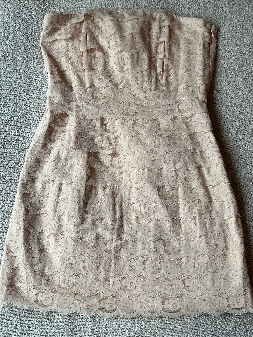 Forever 21 Light Peach Strapless Lace Mini Dress EUC - size medium